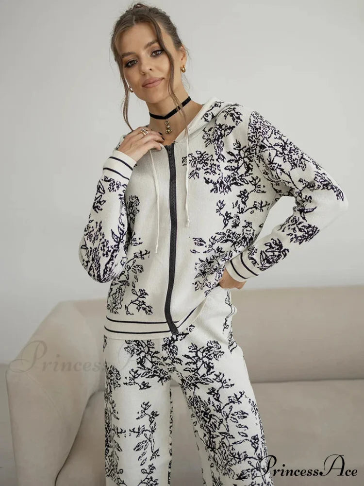 ROMANA KNITTED Stylish TWO PIECE SET White / One Size