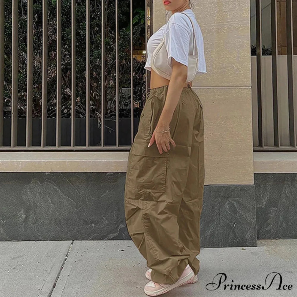 Rose Informal Runner Technology Short Waist Cargo Pant pant-250223