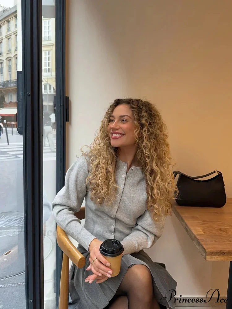 Round-neck Baggy Button-up Cardigan cardigans-241228