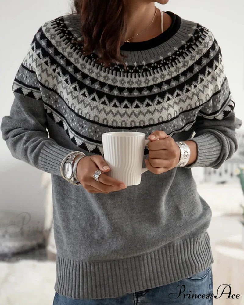 Round Sweater Geometric Neck with Print