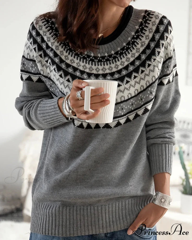 Round Sweater Geometric Neck with Print Gray / S