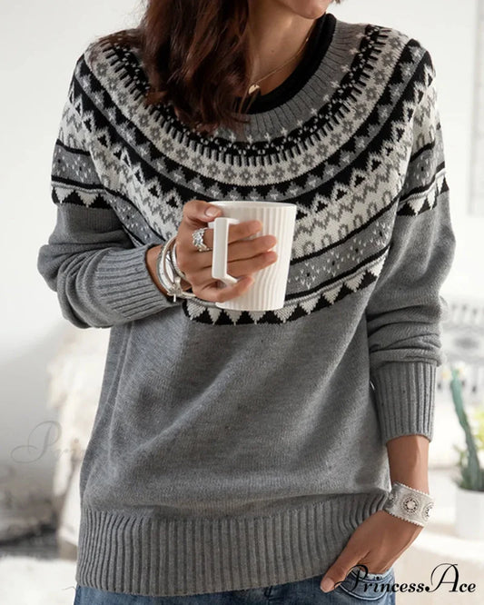 Round Sweater Geometric Neck with Print Gray / S