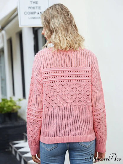 Round Women’s Diamond Pullover Neck Hollow Sweater
