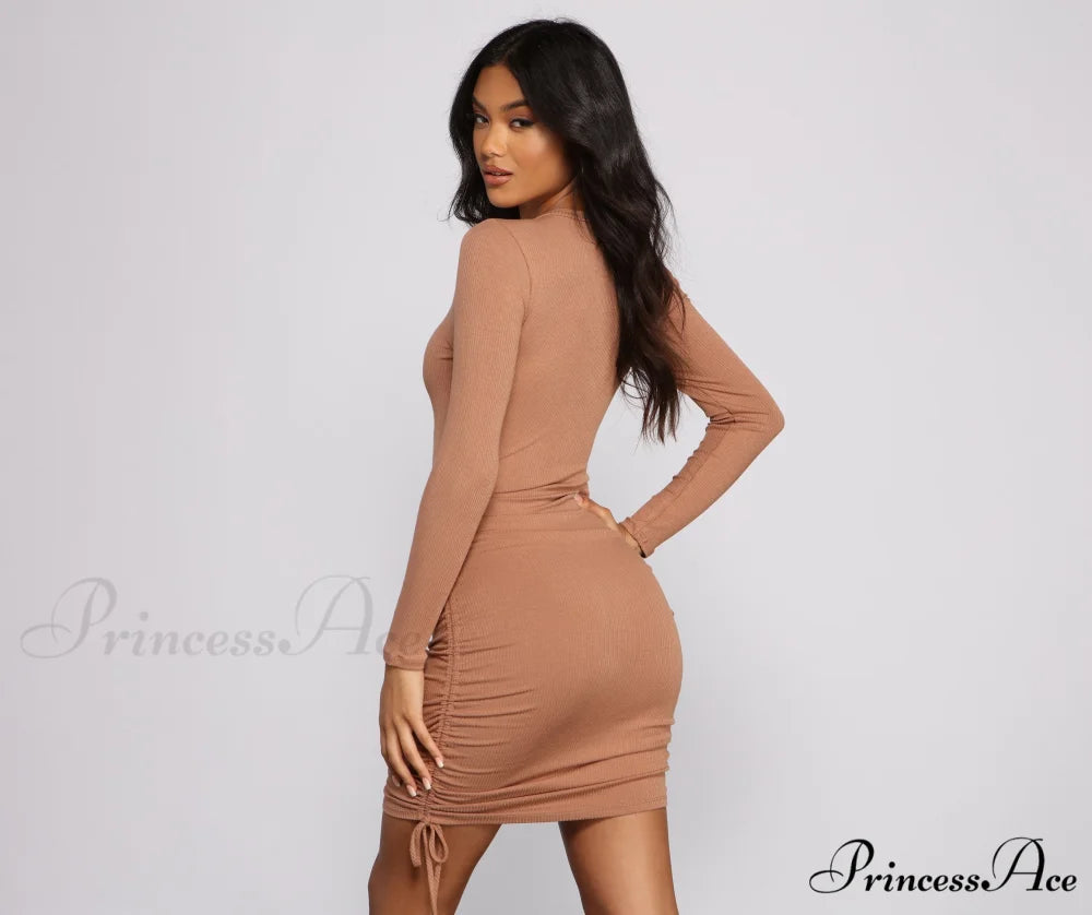 Ruched And Ribbed Knit Graceful Crew Neck Mini Dress