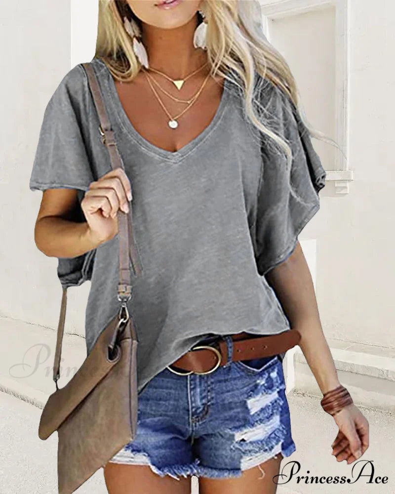 Ruffle Solid T-shirt in Arm Color Gray / S