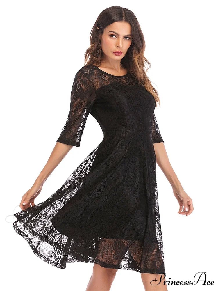 Scallop Trim Lace Overlay Dress in Black M / Black