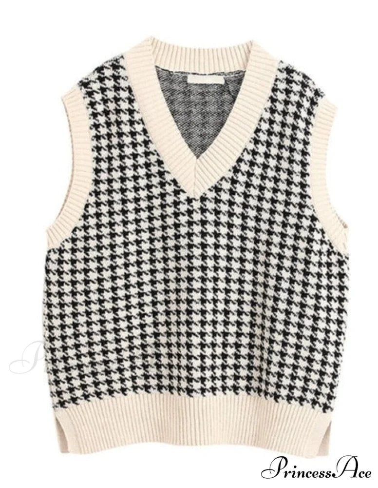 SELENA V-NECK BLOUSE