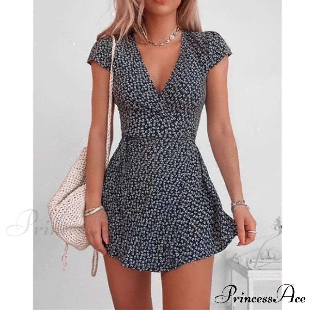 Short Sleeve Sexy V-neck Dresses BLACK / S