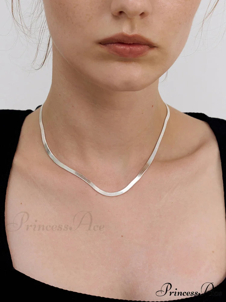 Silver Snake Graceful Shape Necklace Silver / One Size