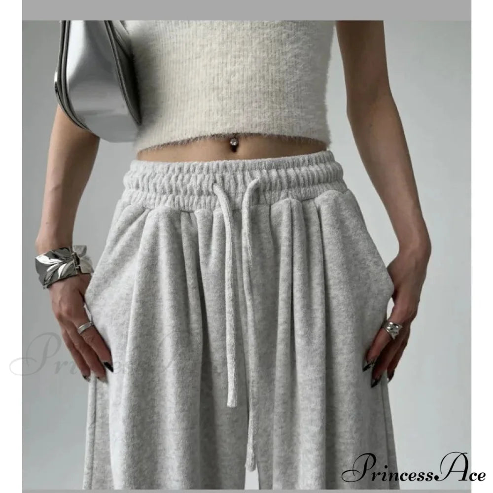 Simple Grey Knit Jogger Trousers Grey / S pants-241228