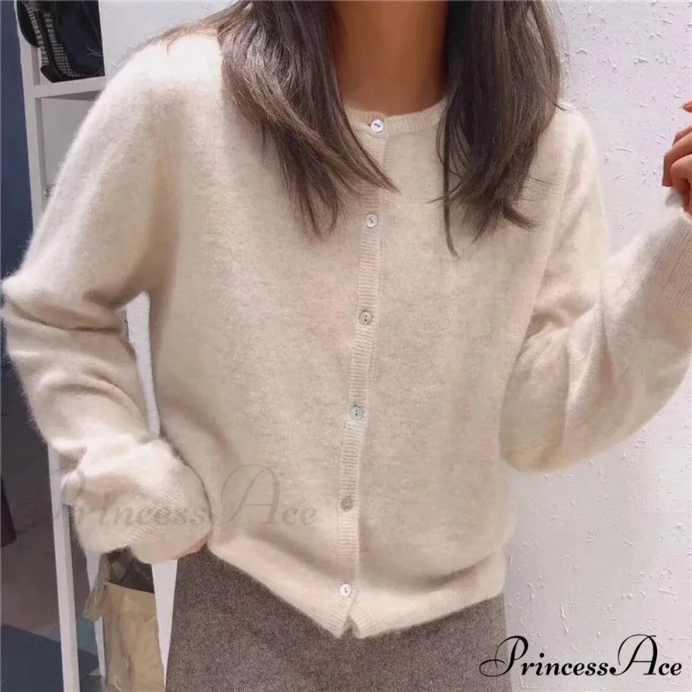 Single Breasted Solid Round Neck Knitted Cardigan Modified Title: One Buttoned Plain Circular Neck Knitted Cardigan