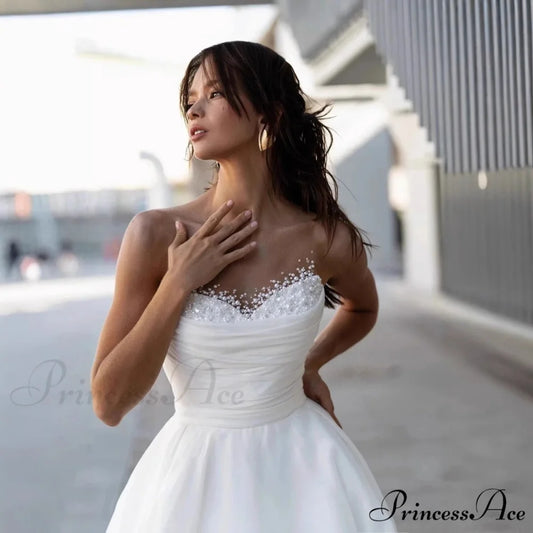 Sleeveless Charming Lace Extended Trail Bridal Gown lvory white / 2 weddingdress-250223