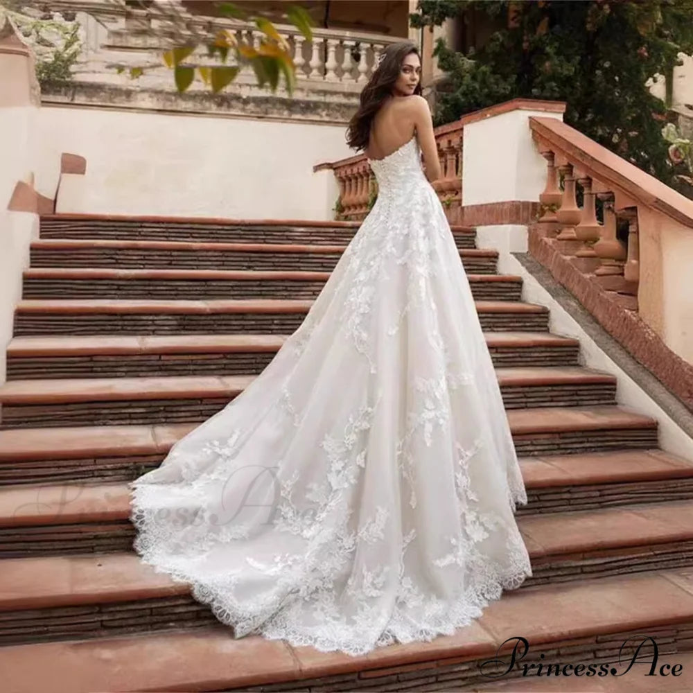 Sleeveless Lace Ball Gown Wedding Dress white / 2 weddingdress-250223