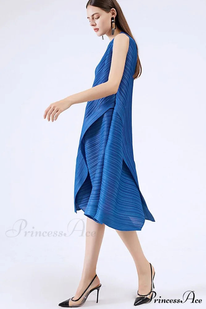 Sleeveless Pleated Midi Dress with Irregular Hem Blue / One Size