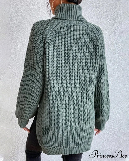 sleeves with raglan sweater and Turtleneck slit