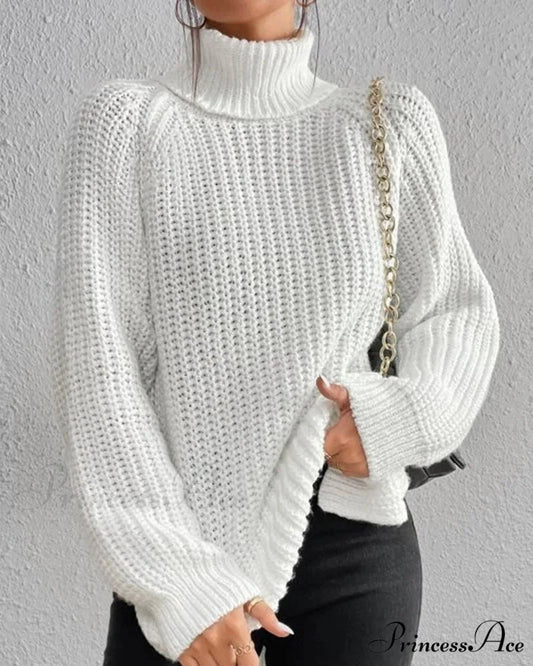 sleeves with raglan sweater and Turtleneck slit White / S