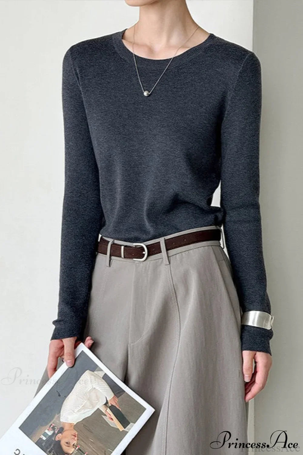 Slim-Fit Crew Neck Layering Knit Top