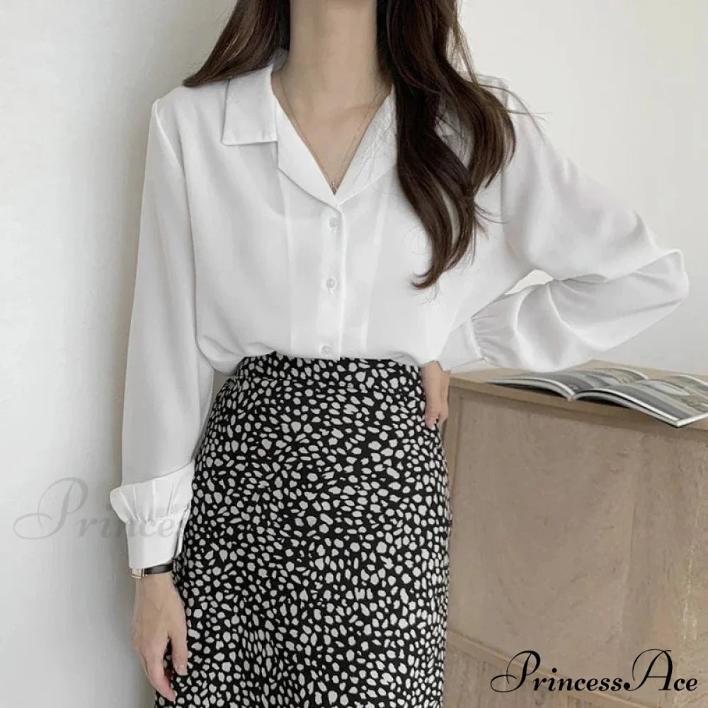 Slim Monochromatic Extended Sleeve Fold Over Collar Top blouse-250126