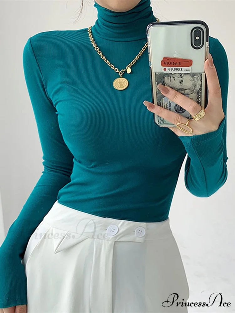 Slim Velvet Turtleneck Minimalist Tops