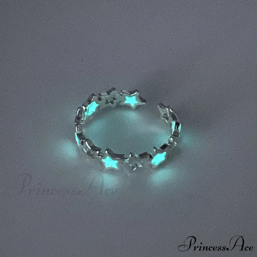 Small White Daisy Opening Adjustable Ring