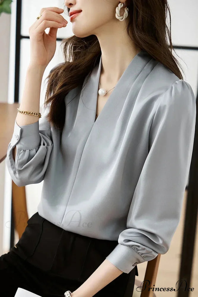 Smooth Chiffon V-neck Gentle Casual Blouse for Office Gray / S blouse-250126