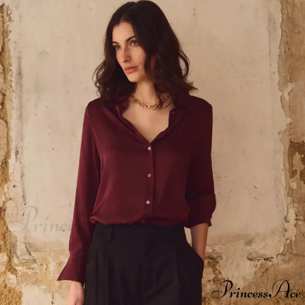 Smooth Solid Extended Sleeve Turtleneck Blouse Chelsea Red / S blouse-250223