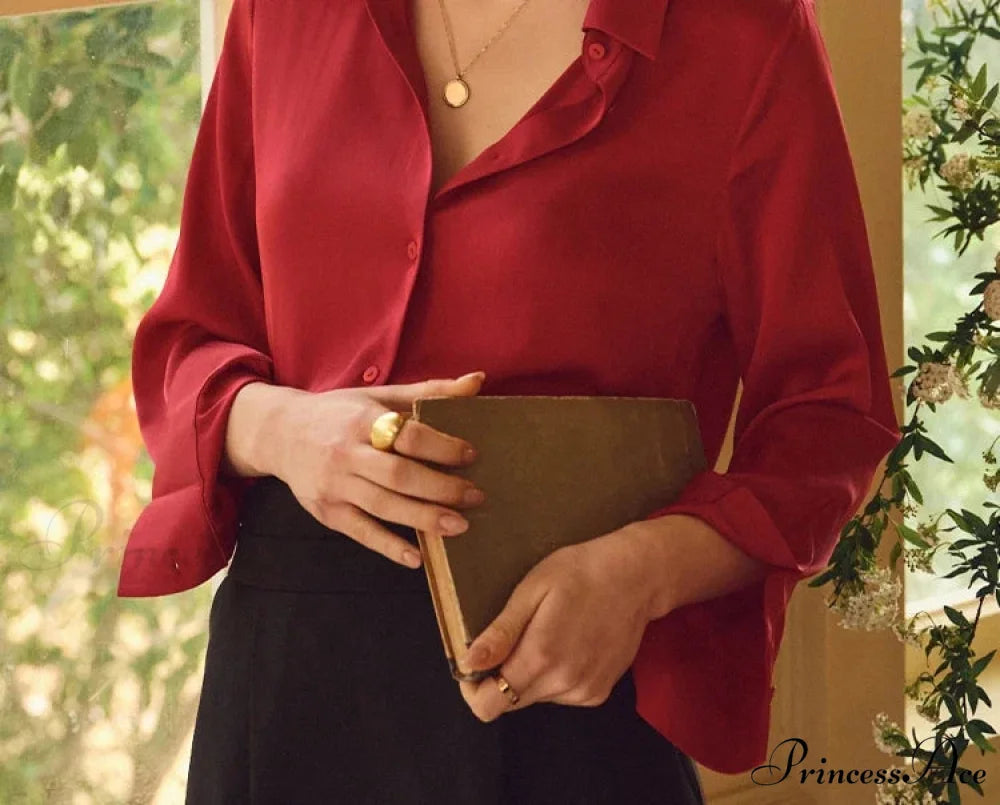 Smooth Solid Extended Sleeve Turtleneck Blouse Red / S blouse-250223