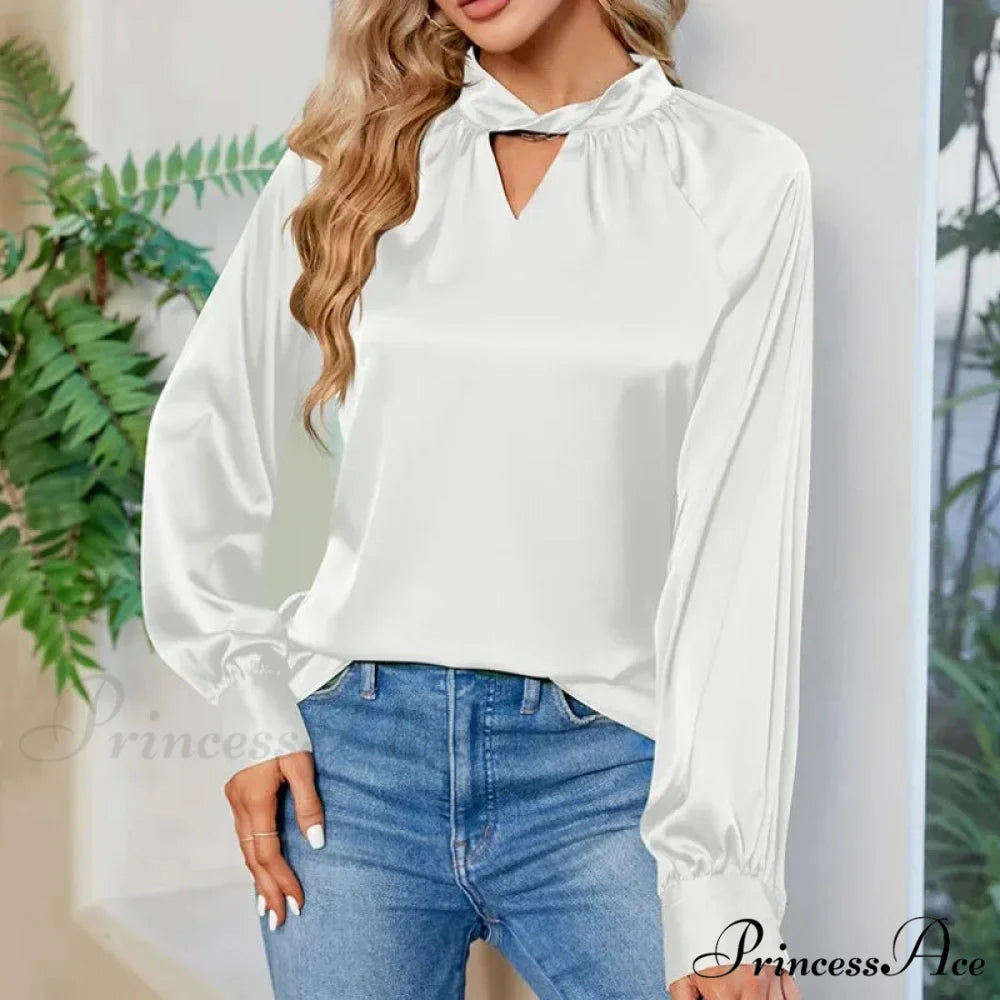 Smooth Y2K White V-neck Extended Sleeve Blouse blouse-250126