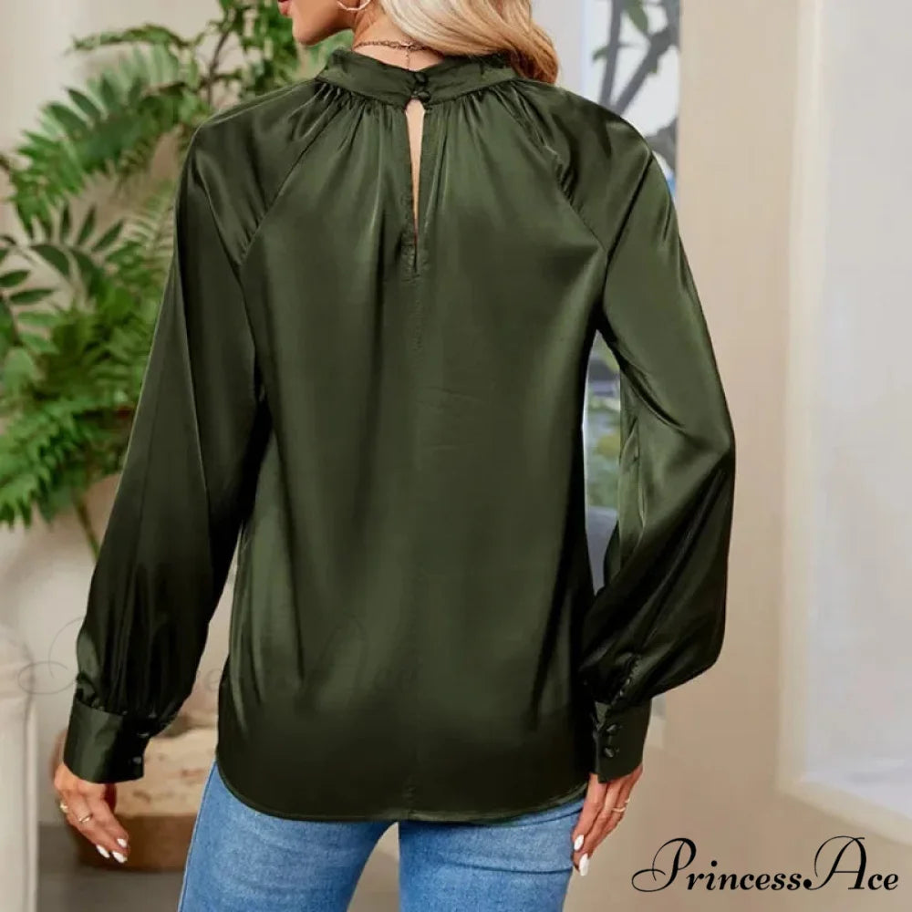 Smooth Y2K White V-neck Extended Sleeve Blouse blouse-250126