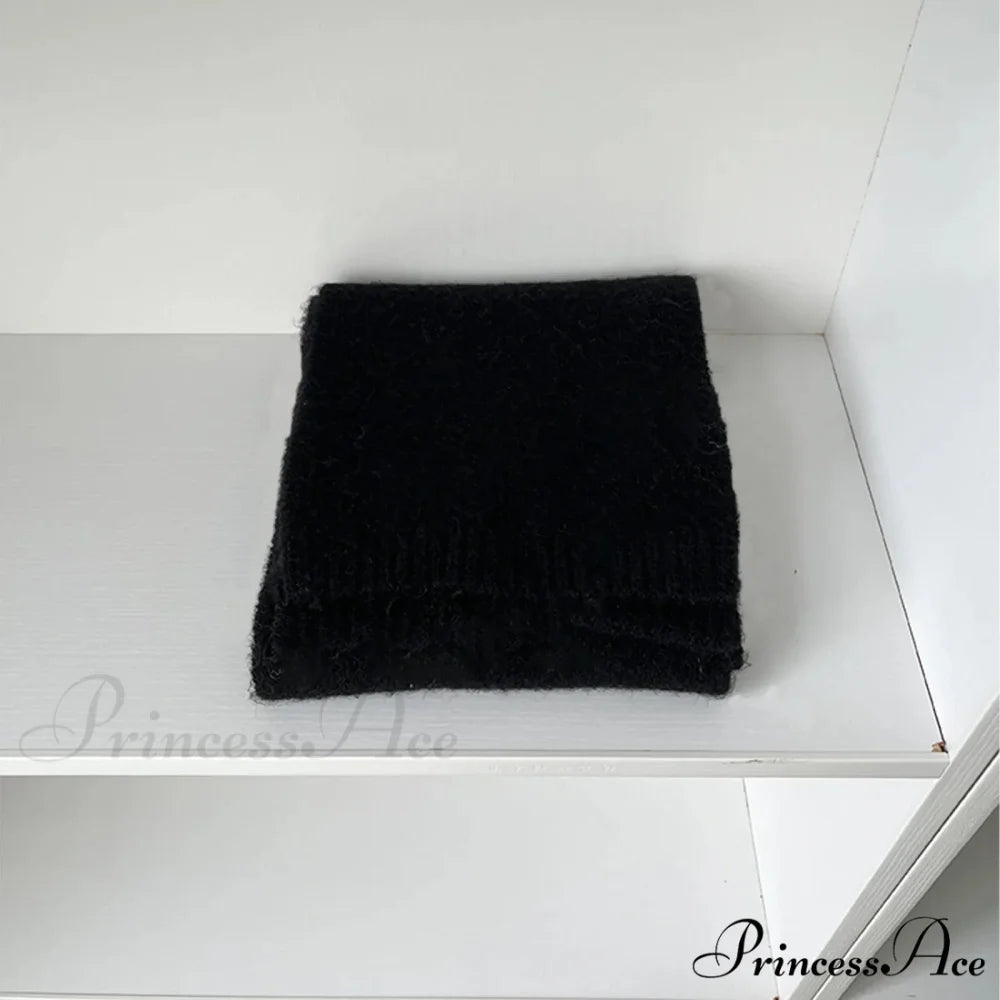 Soft Wool Blend Solid Color Winter Scarf Black / L157CM W22CM