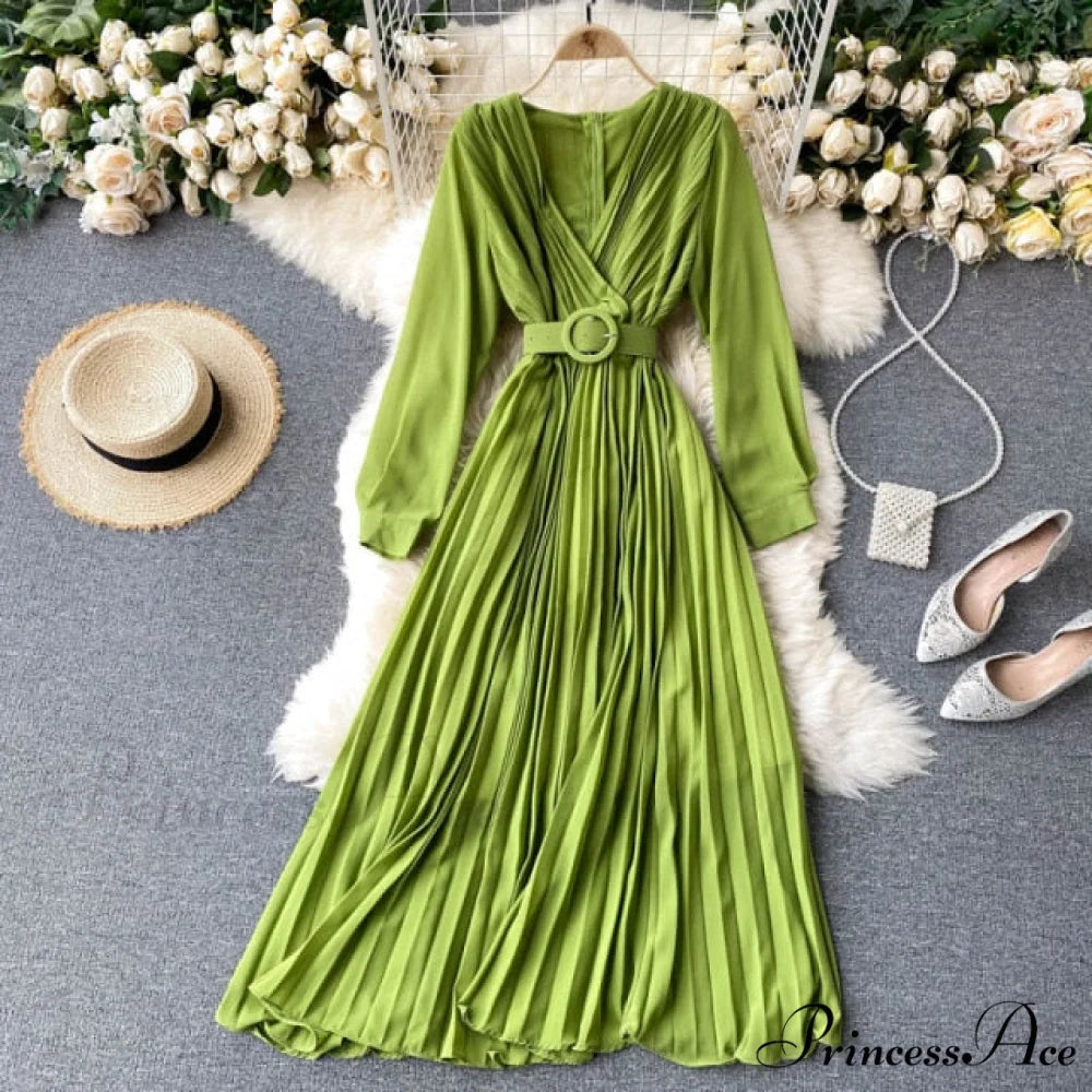 Solid Color Sexy Chiffon Pleated Dress Green / One Size
