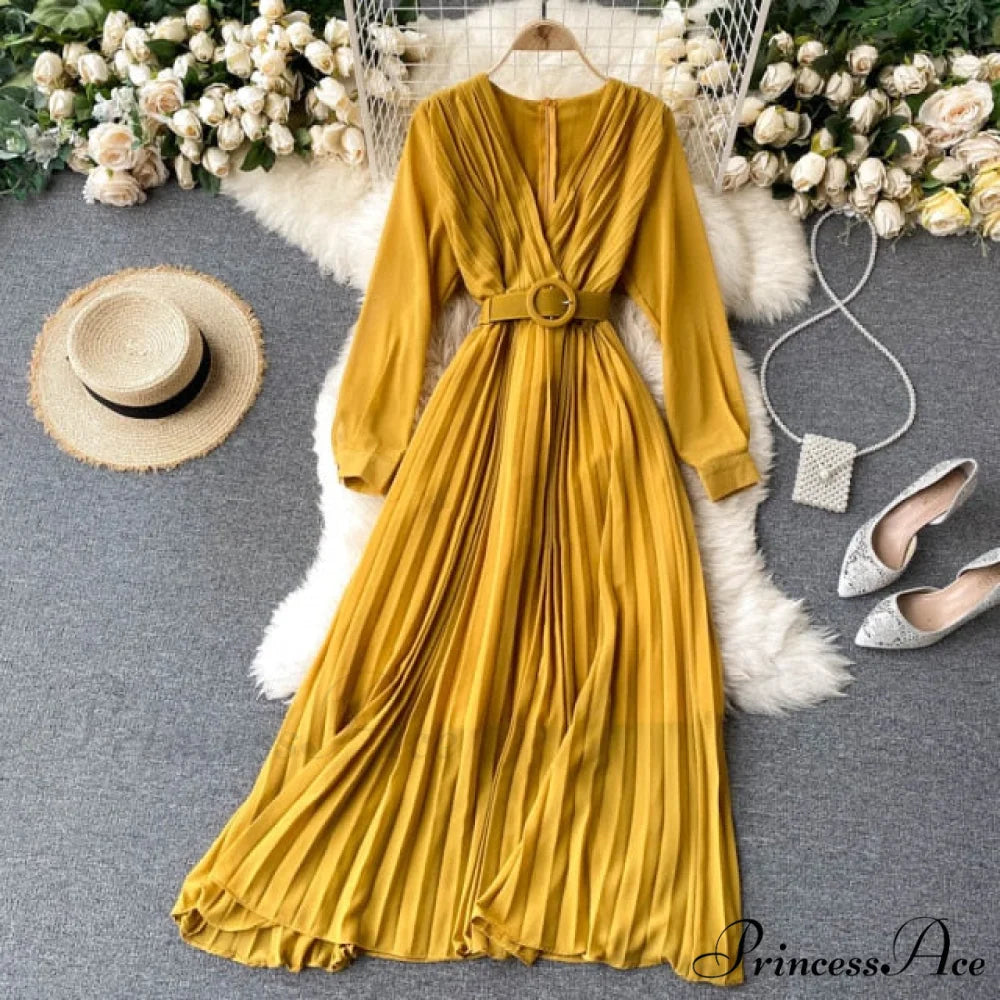 Solid Color Sexy Chiffon Pleated Dress Yellow / One Size