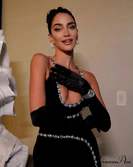 Sophisticated Extended Sparkling Mesh Halter Prom Gown promdress-250223