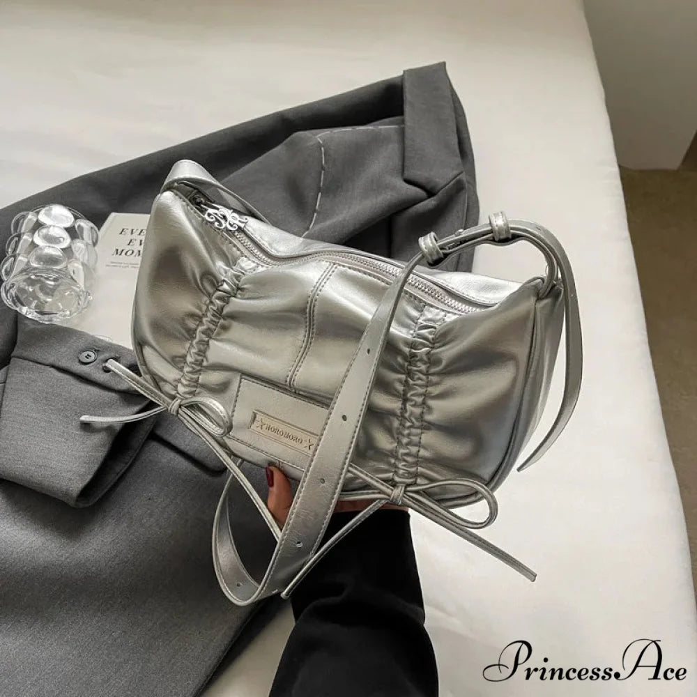 Spacious Capacity Messenger Shoulder Bag Silver shoulder-250126