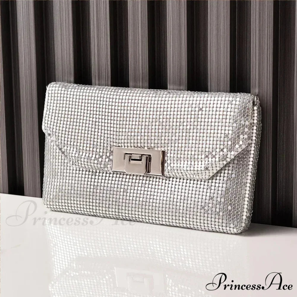 Sparkling Sequins Evening Clutch Wristlet 22cm / Silver wristlet-250126