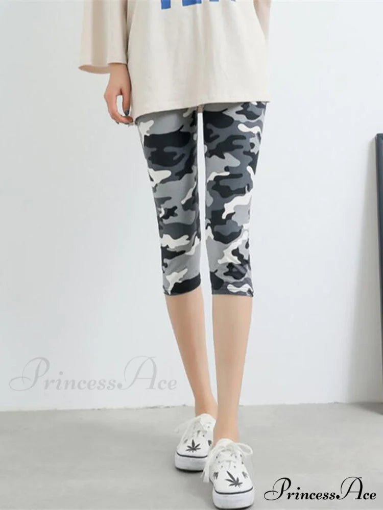 Sportswear Mujer Print Capris Pants White Gray camo / S
