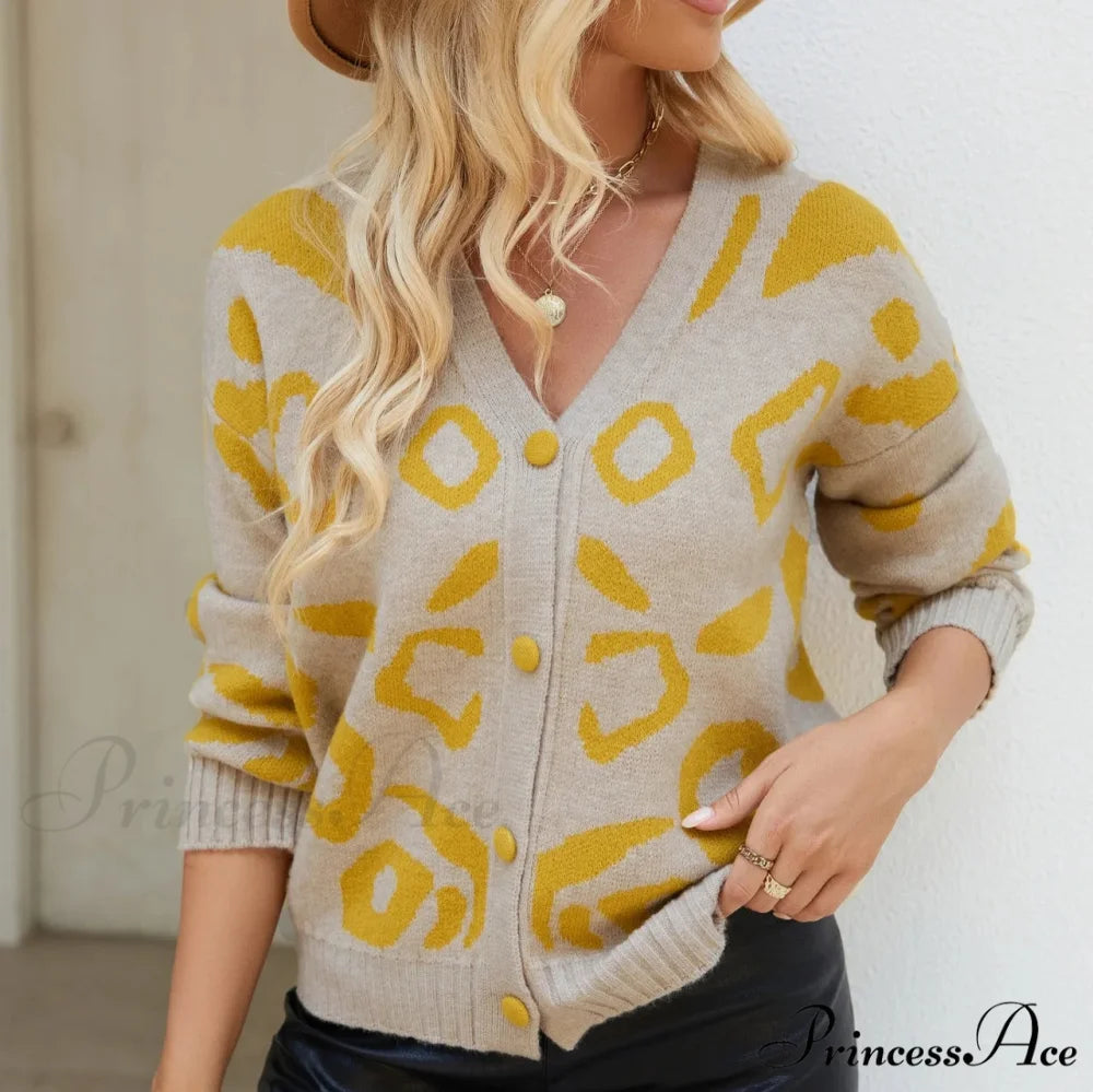 Spotted Jacquard Solo Buttoned Knitted Cardigan cardiagn-250126