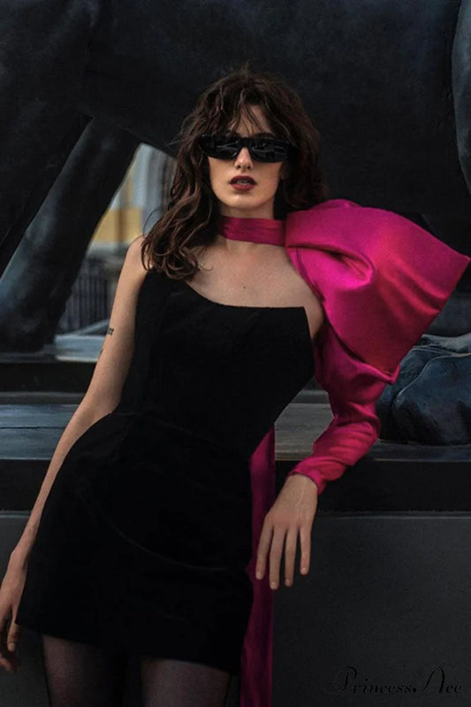 Strapless Mini Dress with Bow-Tie Sleeve Rose Red / S