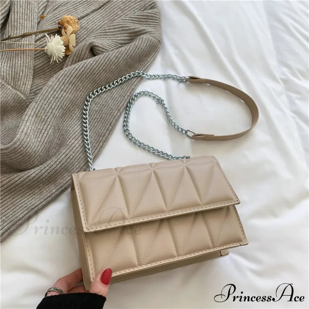 String Strap Flap Needlework Crossbody khaki / 22x15x6cm crossbody-250126