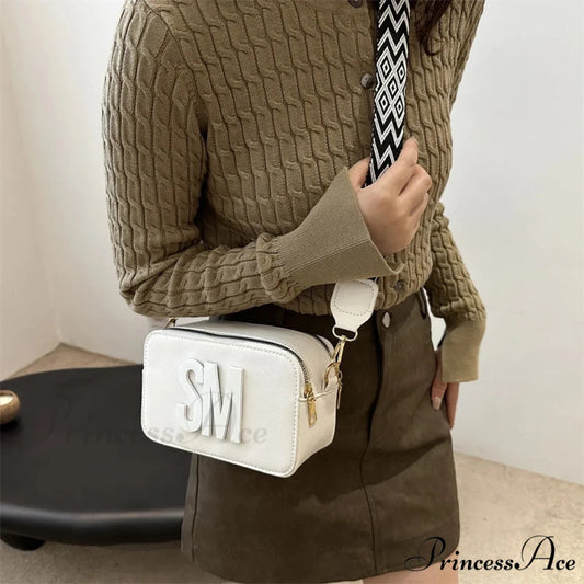 Stylish Cheetah Pattern Characters Crossbody Bag crossbody-250126