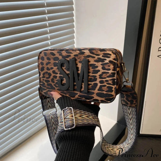Stylish Cheetah Pattern Characters Crossbody Bag crossbody-250126