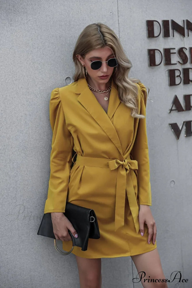 Suit collar dress with lace waist in candy colors