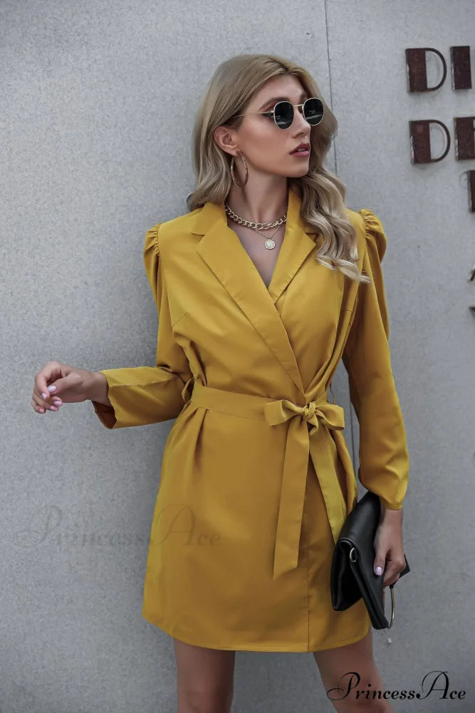 Suit collar dress with lace waist in candy colors