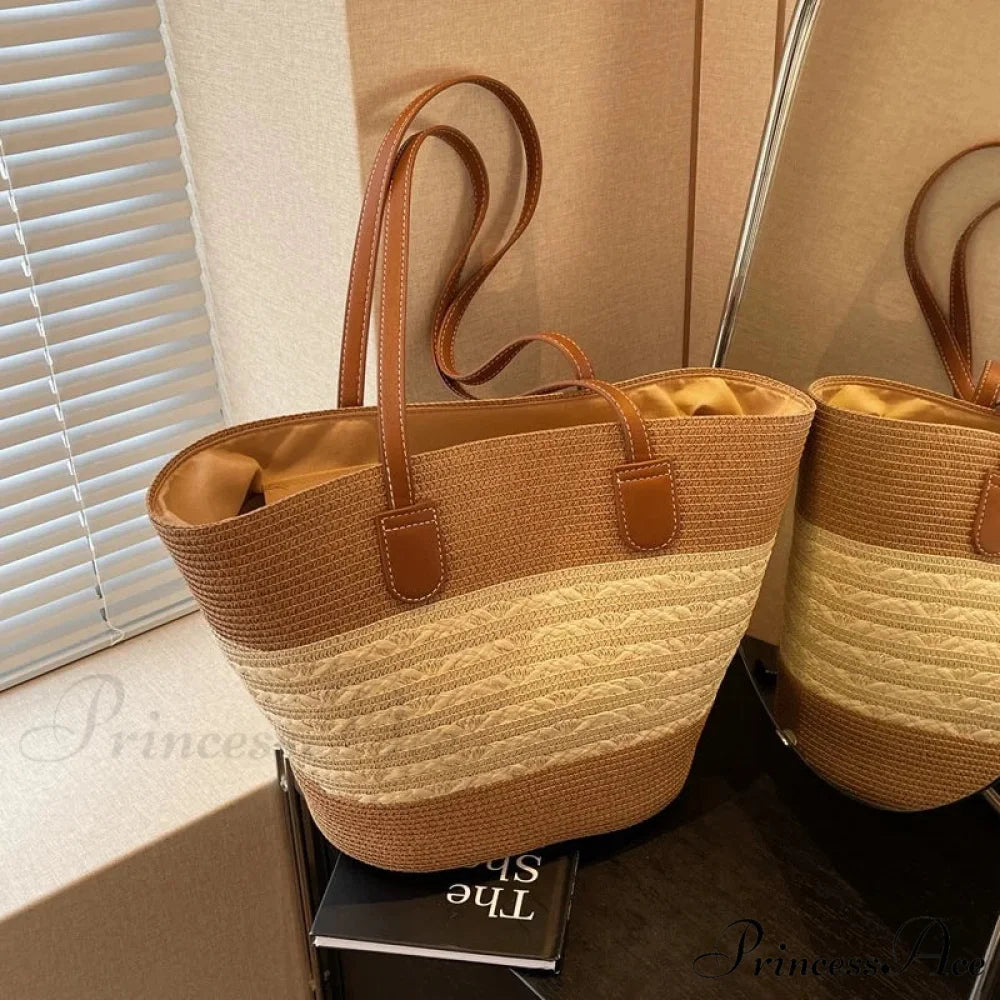 Summer Straw Bag Spacious Capacity Shoulder Bag Camel shoulder-250126