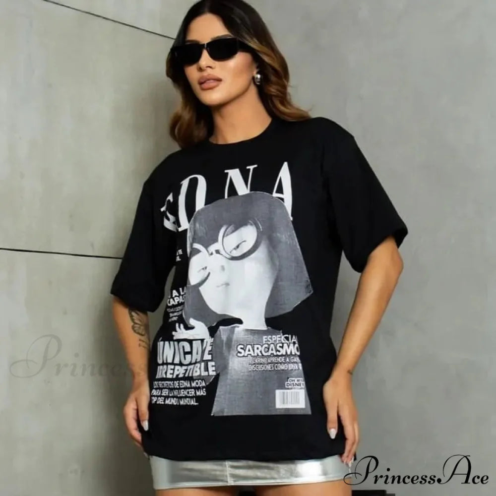 Superior Edna Graphic T-shirt black / S t-shirt-250223