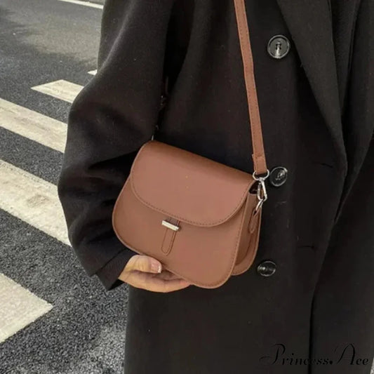 Synthetic Leather Saddle Crossbody Shoulder Bag shoulder-250126