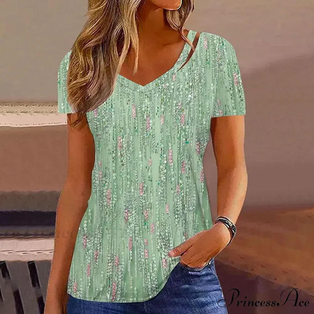 T-Shirt with Elegant Flowered Design Green / S