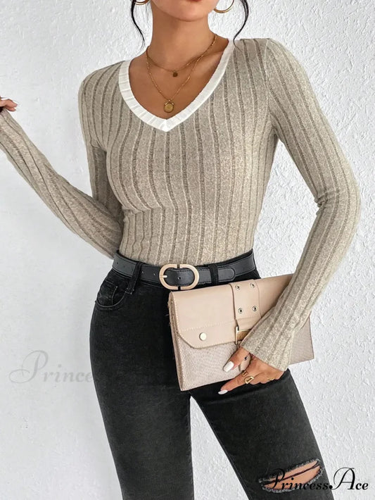 Thin Attractive V-Neck Neck Edge Conflict Pullover Top Women GRAY / XS knittop-250126