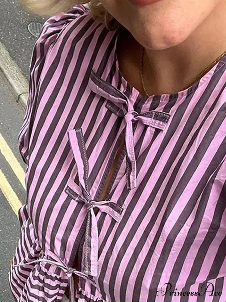 Tie Up Striped Round-neck Baggy Short Sleeve Blouse blouse-250126