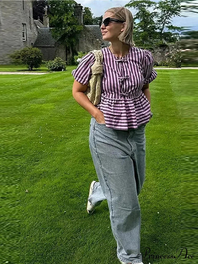 Tie Up Striped Round-neck Baggy Short Sleeve Blouse blouse-250126